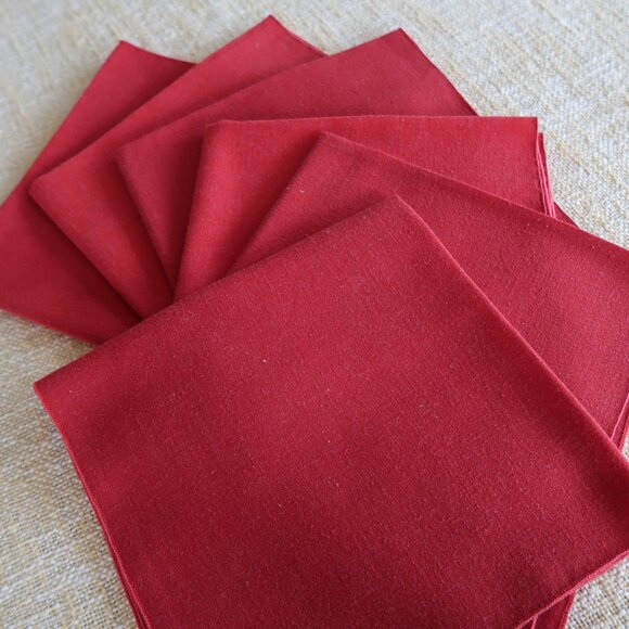 Set of 6 Christmas Red Solid Dinner Napkins - Picture 5 of 6